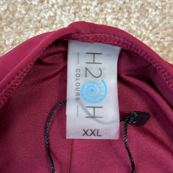 NWT H2OH!‎ Ruched One Piece Colours Out of this World Swimsuit Women XXL - Picture 2 of 10